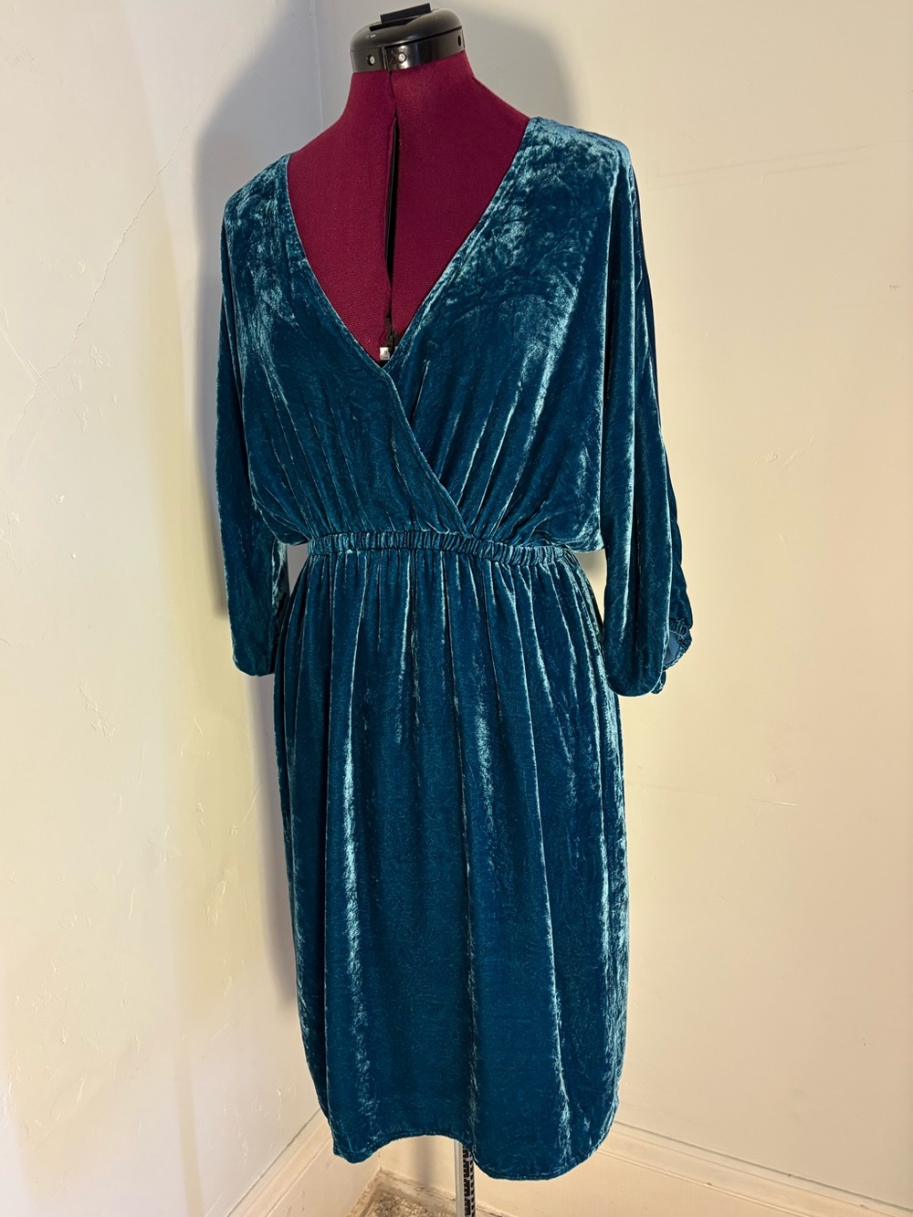 Sundance silk and rayon velvet dress boho comfy vintage look medium